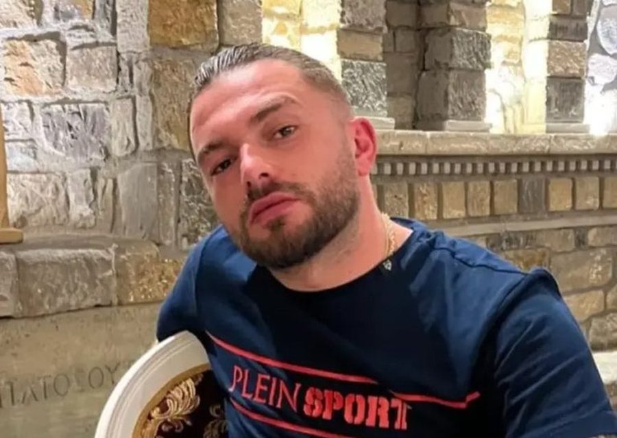 &ldquo;A t&euml; kan&euml; rrahur apo i ke rrahur gjithmon&euml;?&rdquo; &ndash;