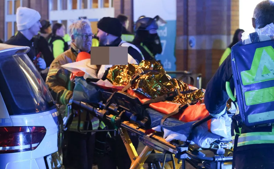 Sulm n&euml; qend&euml;r t&euml; Berlinit, pes&euml; t&euml; pla*osur