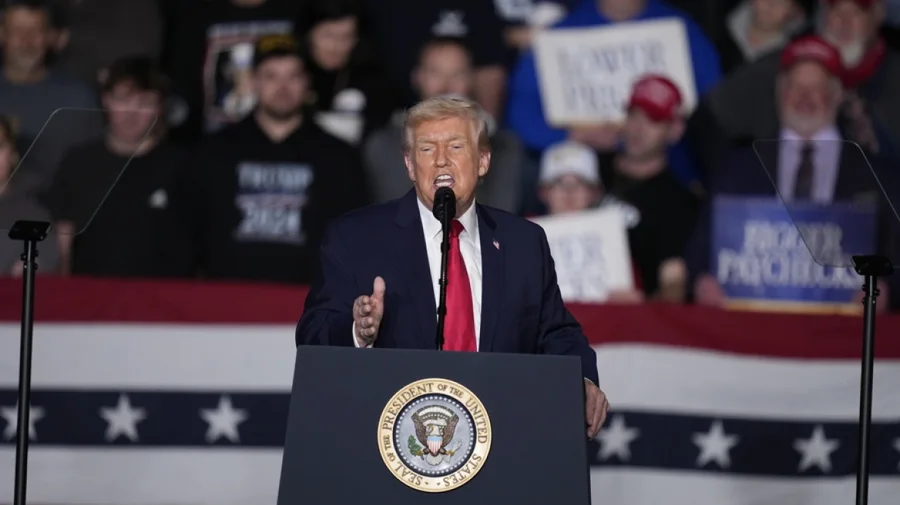 Trump: Forc&euml; e madhe detare amerikane po l&euml;viz drejt Iranit, koha po