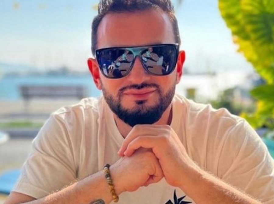 'Lidhja e showbizit me krimin', Elton Tozaj paralajm&euml;ron zbulime