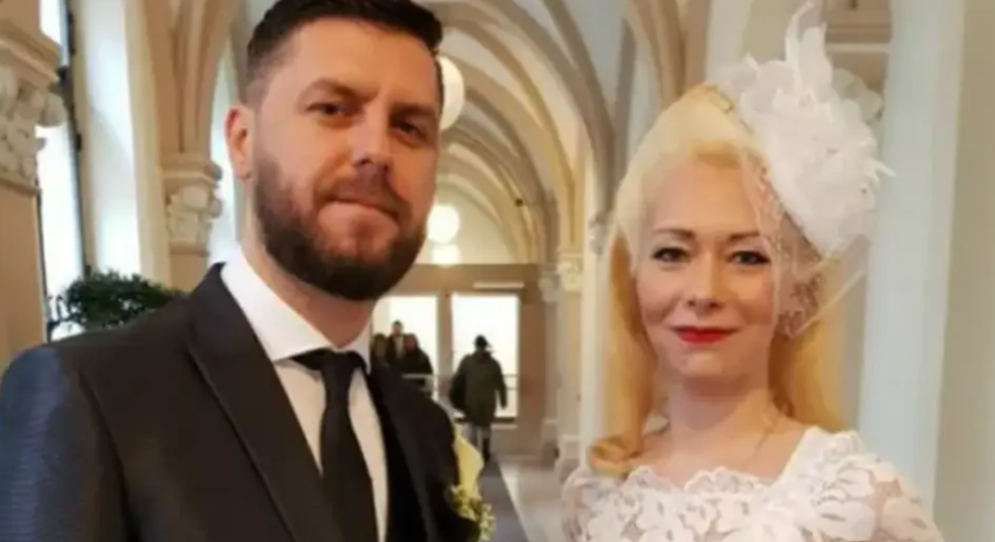 Miri rr&euml;fen p&euml;r her&euml; t&euml; par&euml; historin&euml; e tij