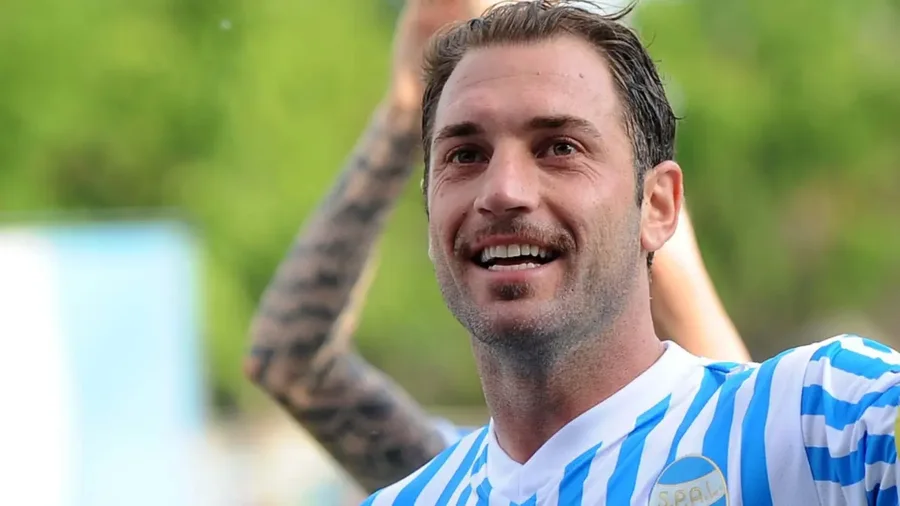 Prej koh&euml;sh n&euml; luft&euml; me s&euml;mundjen e r&euml;nd&euml;, ndahet