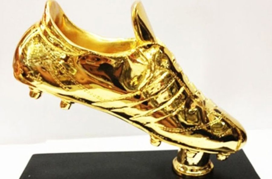 P&euml;r her&euml; t&euml; par&euml; n&euml; histori, nj&euml; sulmues shqiptar