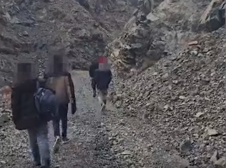 Merrte pagesa p&euml;r t&euml; kaluar emigrant&euml;t afrikan&euml; nga Greqia