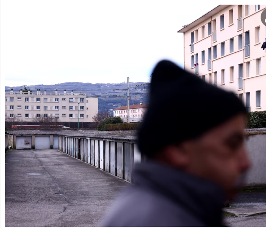 Merret 30 or&euml; peng gjyqtarja dhe e &euml;ma, skema e kriptoshantazhit