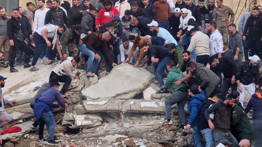 Shembja e nj&euml; nd&euml;rtese n&euml; Liban: Tre persona nxirren t&euml;