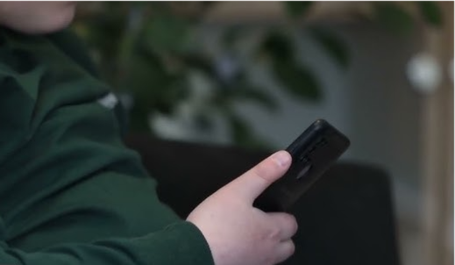 &ldquo;M&euml; jep 100 mij&euml; euro ose t&euml; nxora fotot&rdquo;,