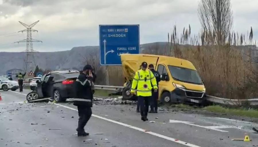 Aksident i trefisht&euml; n&euml; Lezh&euml;, pl*gosen disa persona