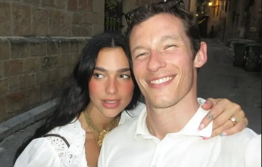Dua Lipa dhe Callum Turner do t&euml; martohen n&euml; Itali? Takimi q&euml;