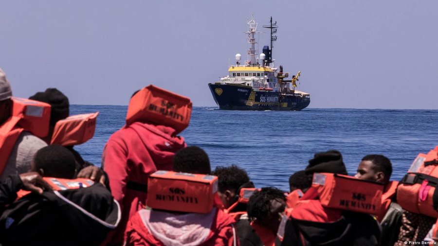 Ashp&euml;rsohen ligjet p&euml;r azilk&euml;rkuesit, Parlamenti Evropian miraton