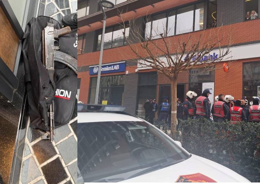 I pamaskuar dhe me nj&euml; &ccedil;ant&euml; n&euml; dor&euml; hyri n&euml;