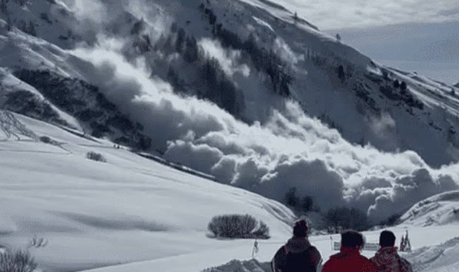 Tragjedi n&euml; alpet franceze, orteku u merr jet&euml;n tre skiator&euml;ve