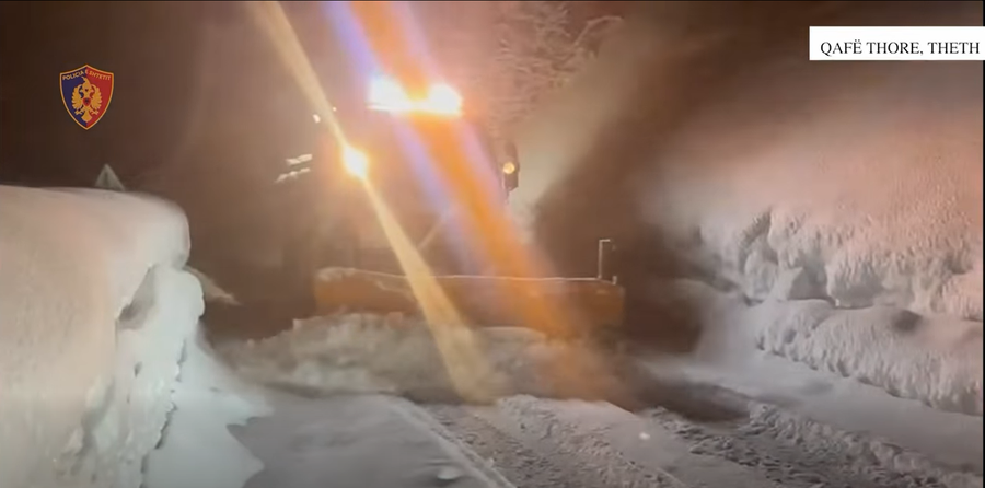 VIDEO/ Ortek&euml;t bllokojn&euml; aksin Qaf&euml; Thore&ndash;Theth, njoftimi i