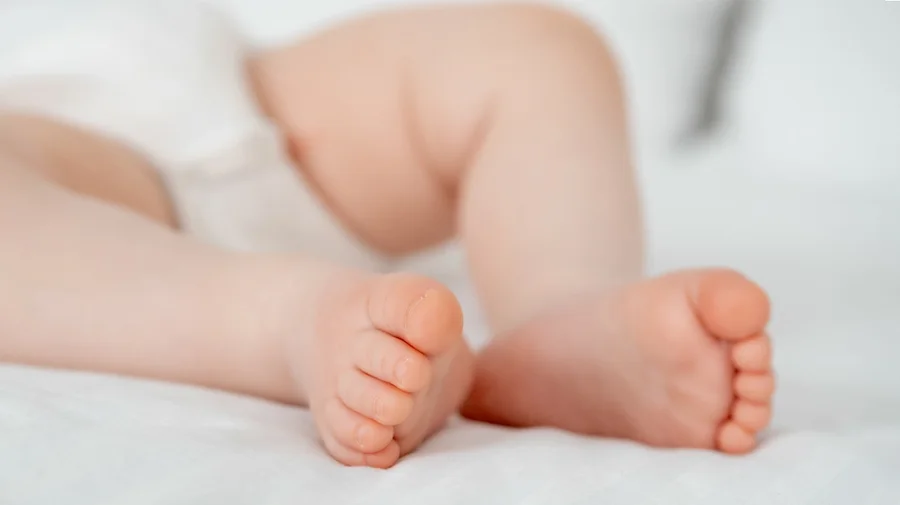 Ndodh p&euml;r her&euml; t&euml; par&euml;, foshnja me nj&euml; tumor t&euml;