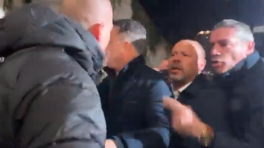 &lsquo;&rsquo;O Flamur bravo bravo&rsquo;&rsquo;/ E quajti polic t&euml;