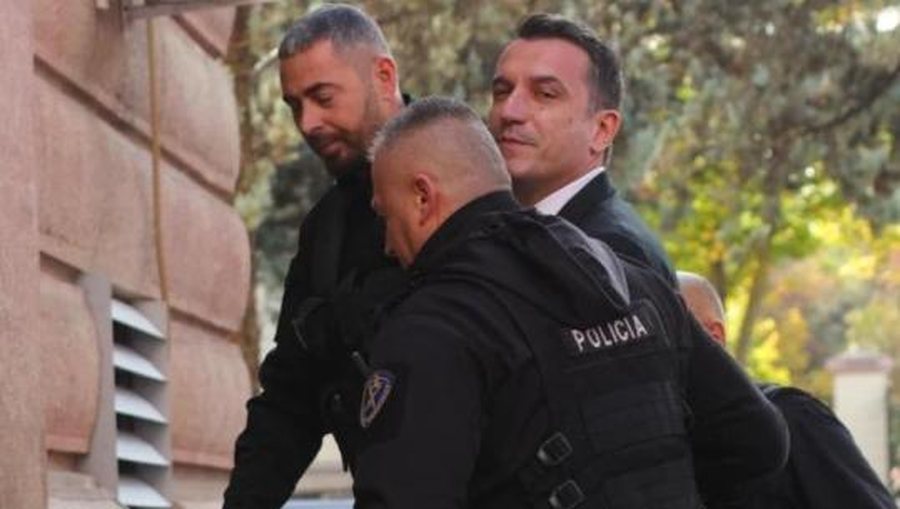 Caktohet trupa gjykuese p&euml;r dosjen ndaj Erion Veliajt dhe 30 t&euml;