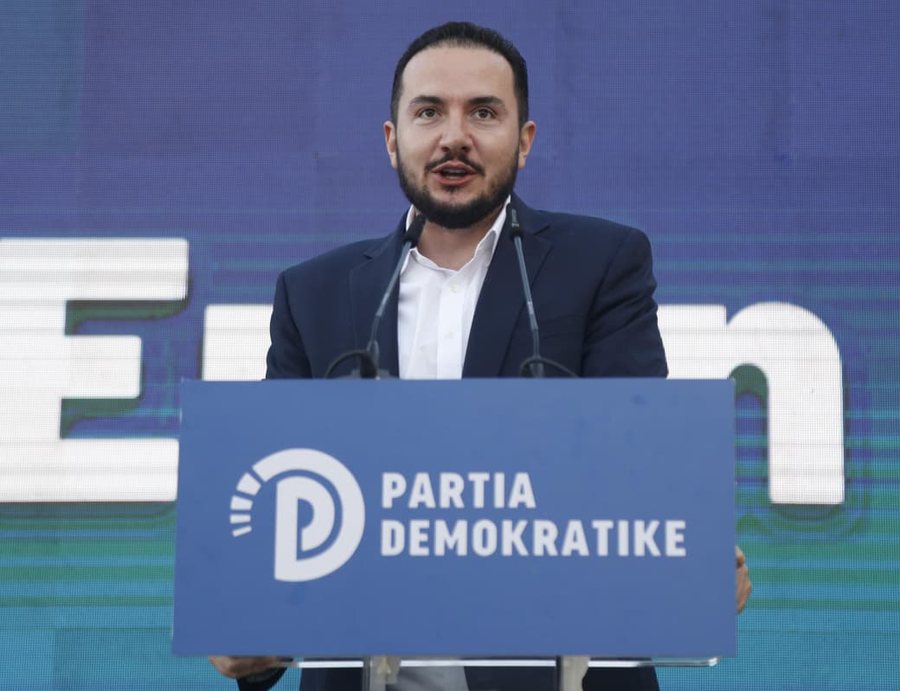 &ldquo;Nj&euml;ri &ldquo;rilindje&rdquo;, tjetri