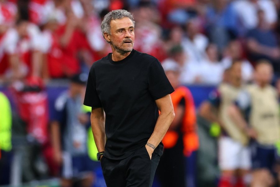 Liga e Kampionëve: Luis Enrique bën histori dhe mbërrin