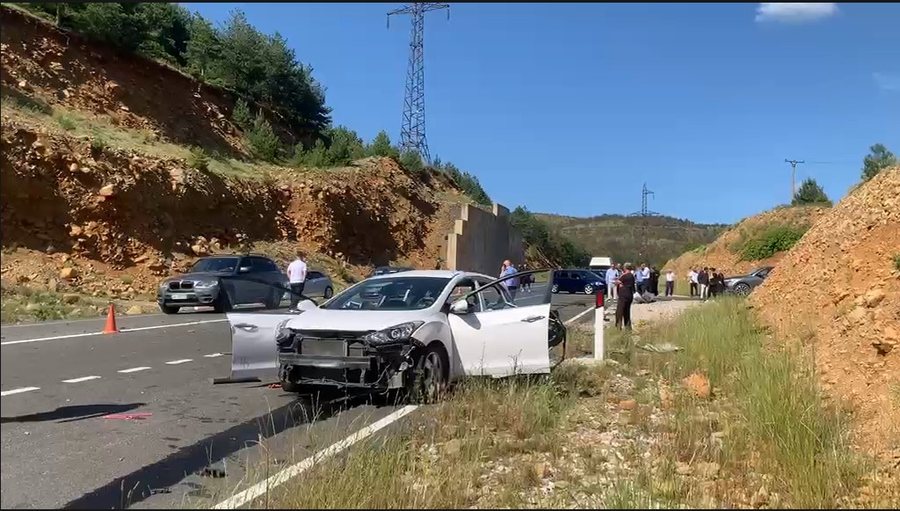 Emri / Aksident tragjik n&euml; rrug&euml;n Bulqiz&euml;-Klos, humb jet&euml;n