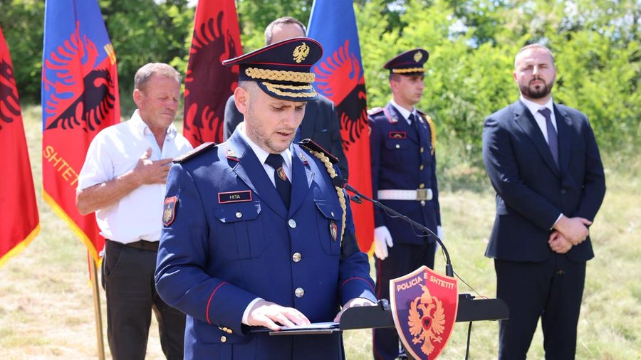 Maliq, ceremonia mortore p&euml;r policin e vrar&euml; Enea Mekolli, Hita: