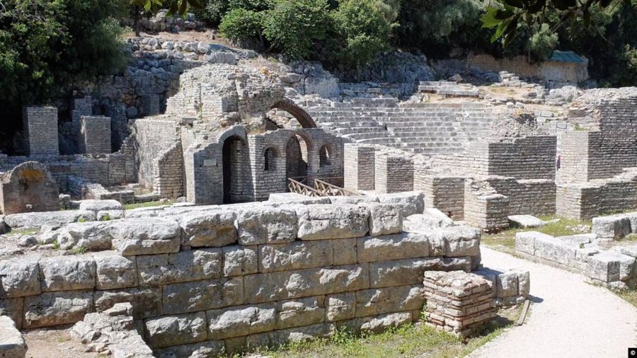 &ldquo;I ka dal&euml; pronari edhe Teatrit t&euml; Butrintit&rdquo;/