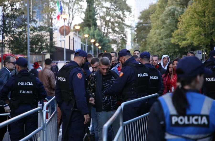 Shqip&euml;ri&ndash;Luksemburg n&euml; &ldquo;Air Albania&rdquo;, Policia