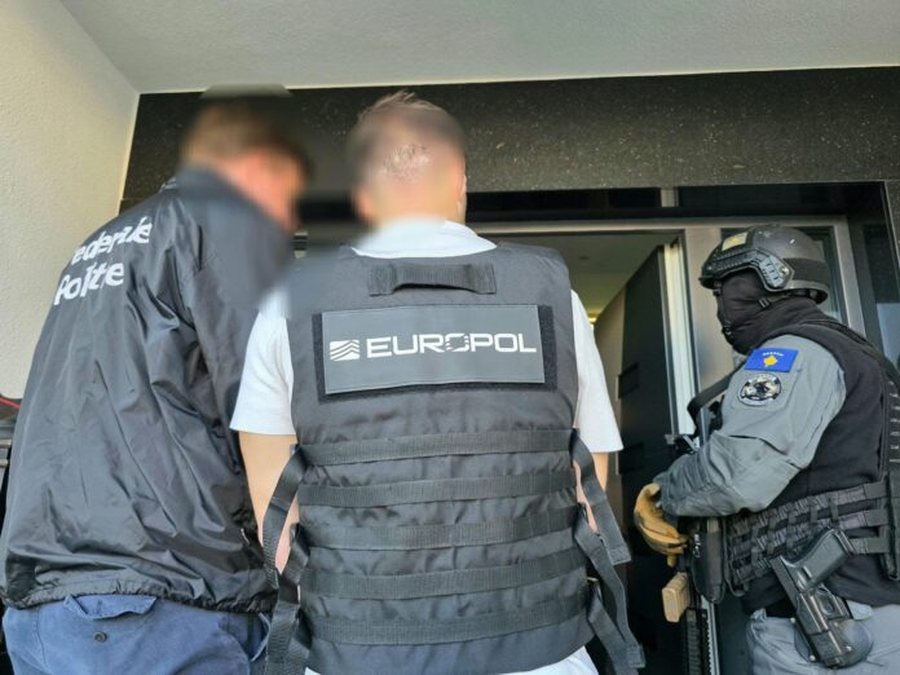 Goditet rrjeti kriminal në Kosovë, Europol sekuestron 80 milionë