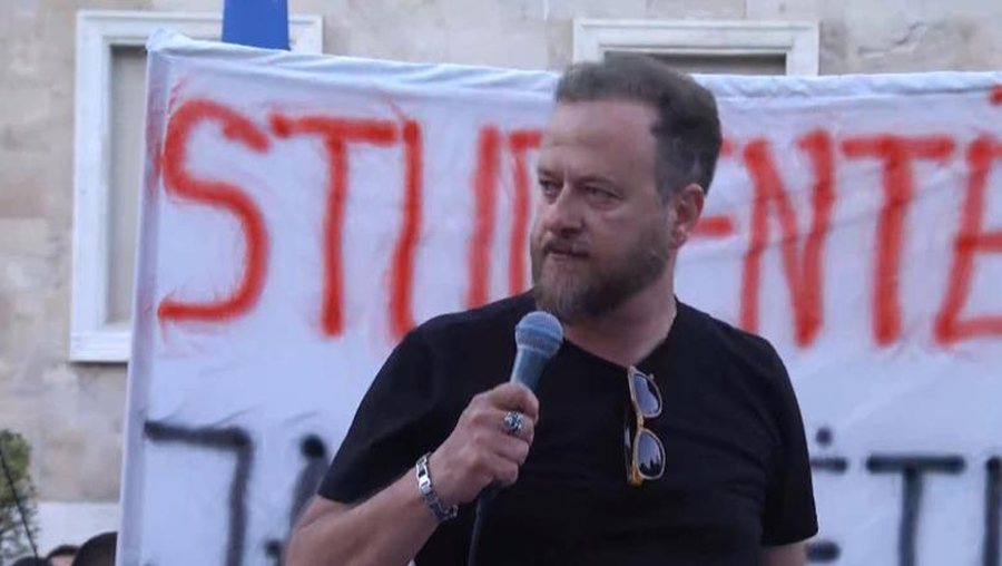 “Ika nga Shqipëria sepse nuk doja t’ia shisja shpirtin