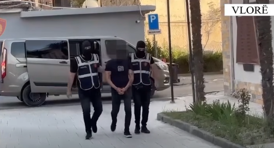 Arrestohen dy persona në Vlorë, kapen me armë, kokainë dhe