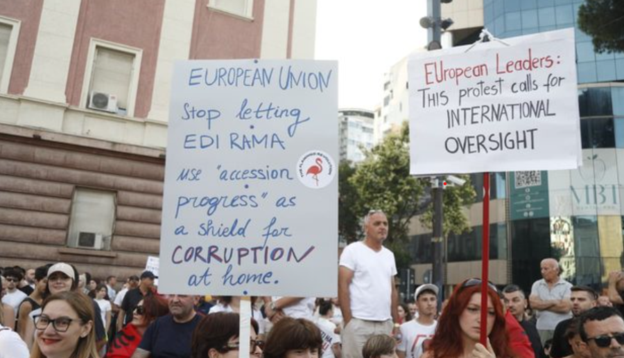 “Nuk kemi kryeministër, por diktator”, i riu flet në
