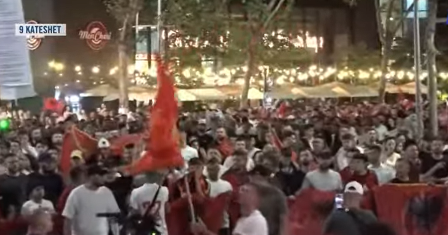 VIDEO/ Mbyllet protesta, nis marshimi i qytetarëve në rrugët e