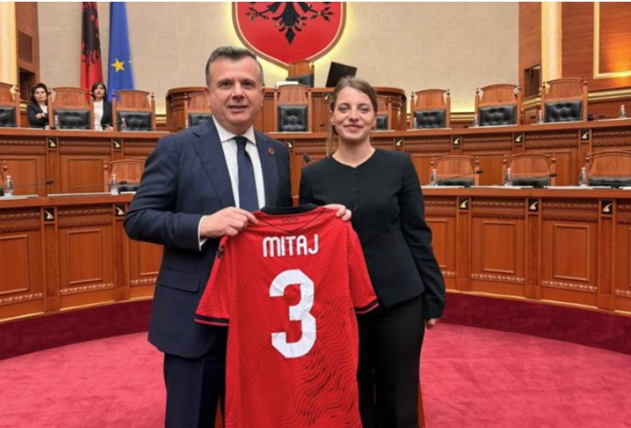 Ko&ccedil;eku u largua si deputete e PS, Balla reagon n&euml; mbledhjen e grupit