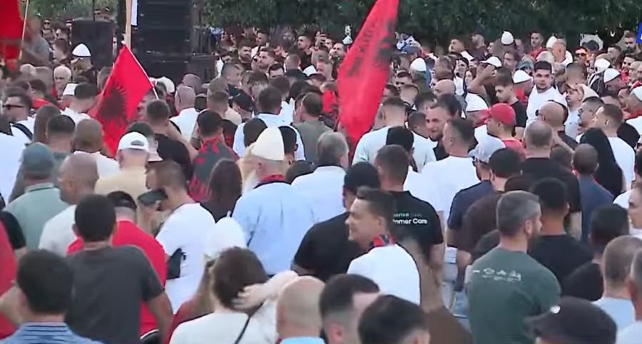 &ldquo;Rama n&rsquo;burg, Berisha n&rsquo;burg&rdquo;, protesta e 16-t&euml;