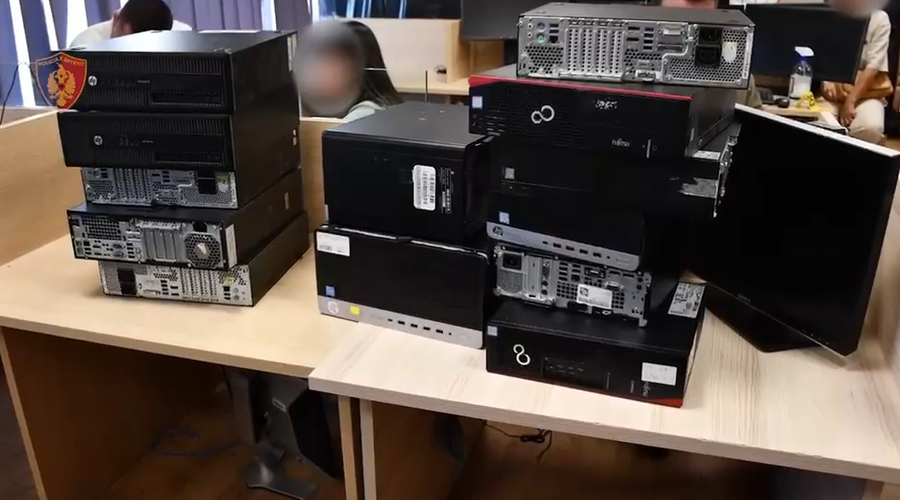 EMRAT/ Mashtronin p&euml;rmes Call Center, arrrestohen 7 shtetas shqiptar&euml;
