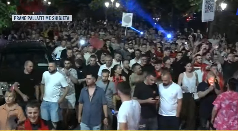 “Ju erdhi fundi”, nis marshimi në rrugët e Tiranës,