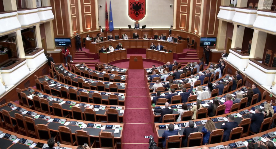 Kuvendi miraton në parim me 84 vota Amnistinë, opozita bojkoton