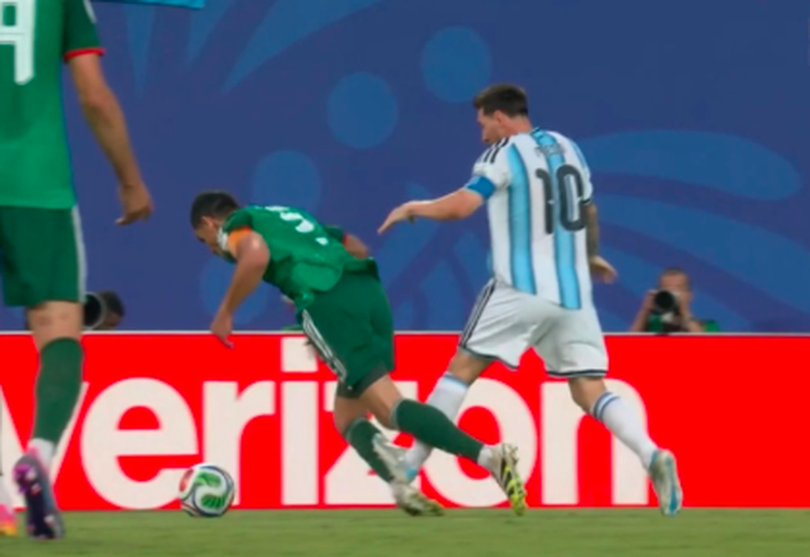 Algjeria ankohet te FIFA: Përse Messi nuk u ndëshkua me karton të
