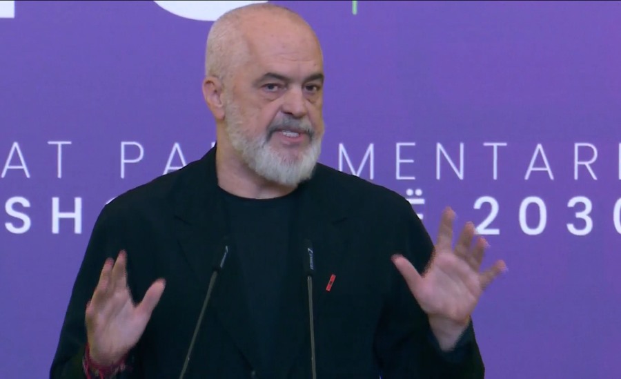 Rama për protestat: Shqipëria u gjend në mes të një