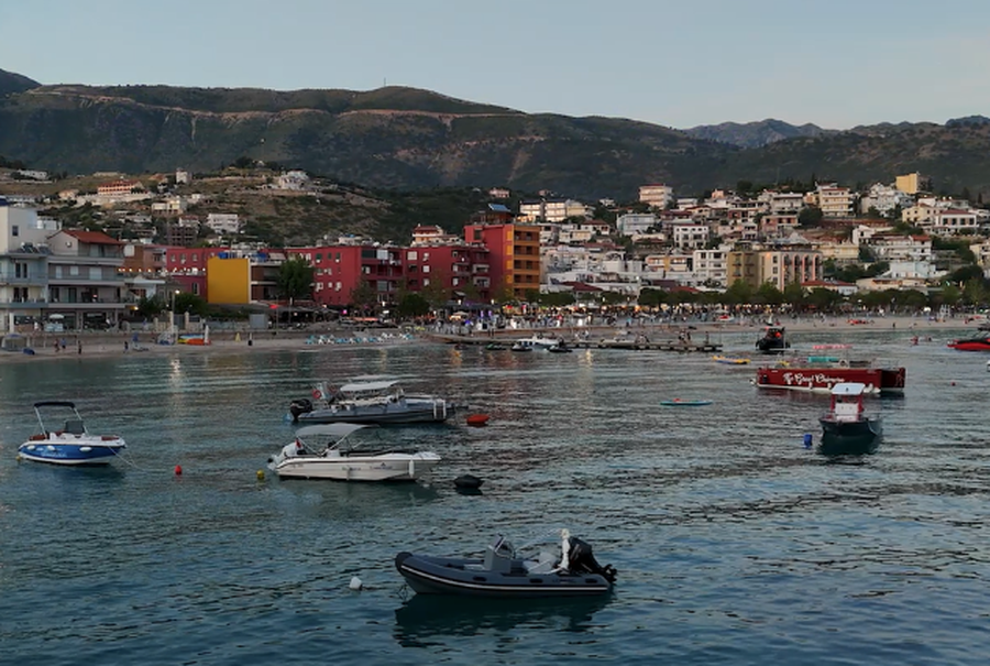 M&euml; 27 qershor, Himara ndizet me &ldquo;Magji mbi Jon&rdquo;! Muzik&euml;,
