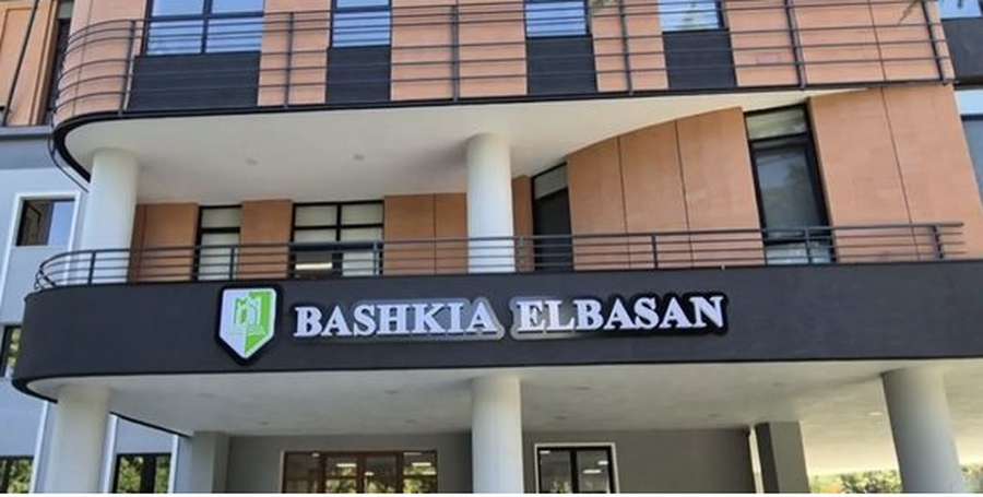 Skandal n&euml; bashkin&euml; e Elbasanit, 6 punonj&euml;s t&euml; bashkis&euml;