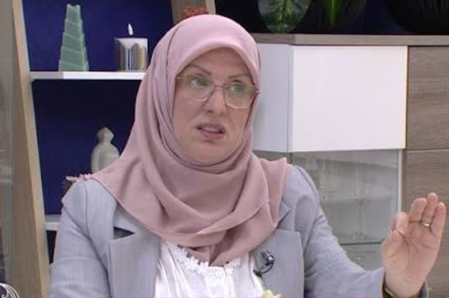 E publikoi Rama, Shqip&euml;ria shpall &lsquo;person t&euml;