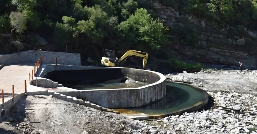 &ldquo;Zhduken&rdquo; uj&euml;rat termale nga llixhat e B&euml;nj&euml;s pas