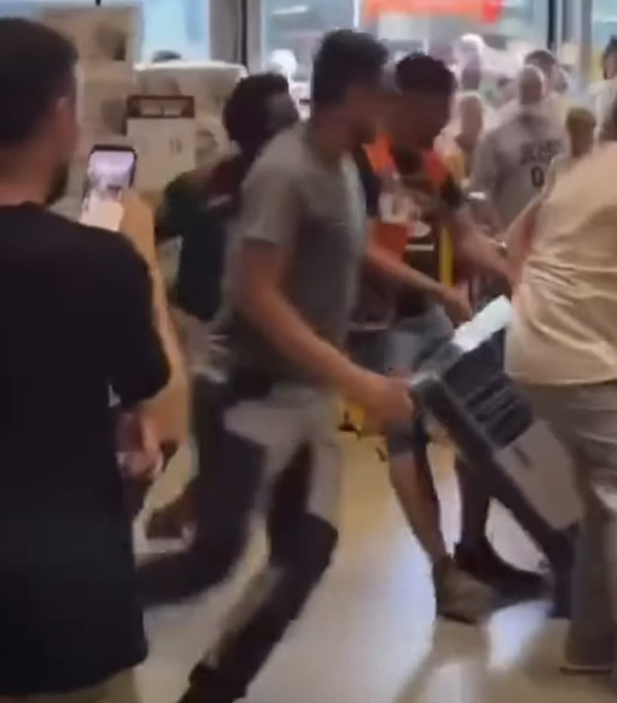 VIDEO/ Vapa "&ccedil;mend" francez&euml;t, qytetar&euml;t