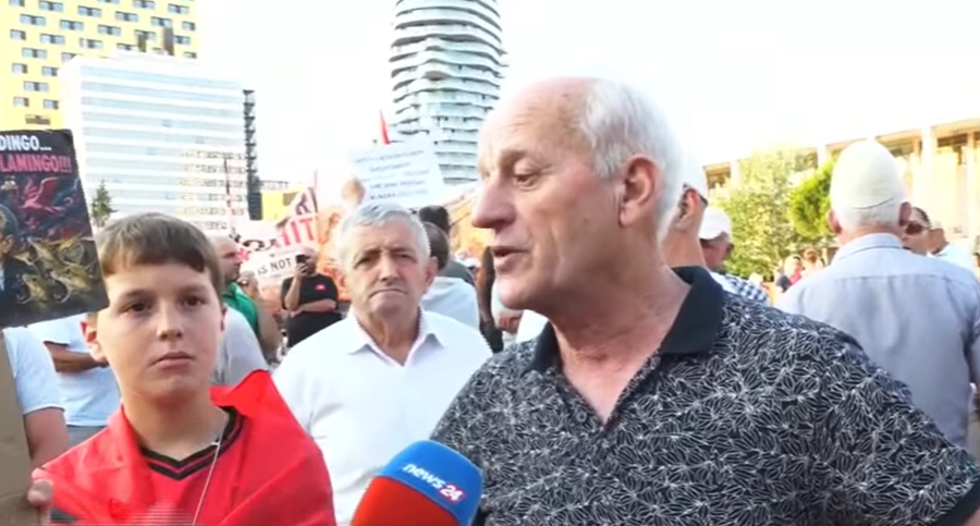 "Merrni hak p&euml;r at&euml; q&euml; na b&euml;n&euml; neve",