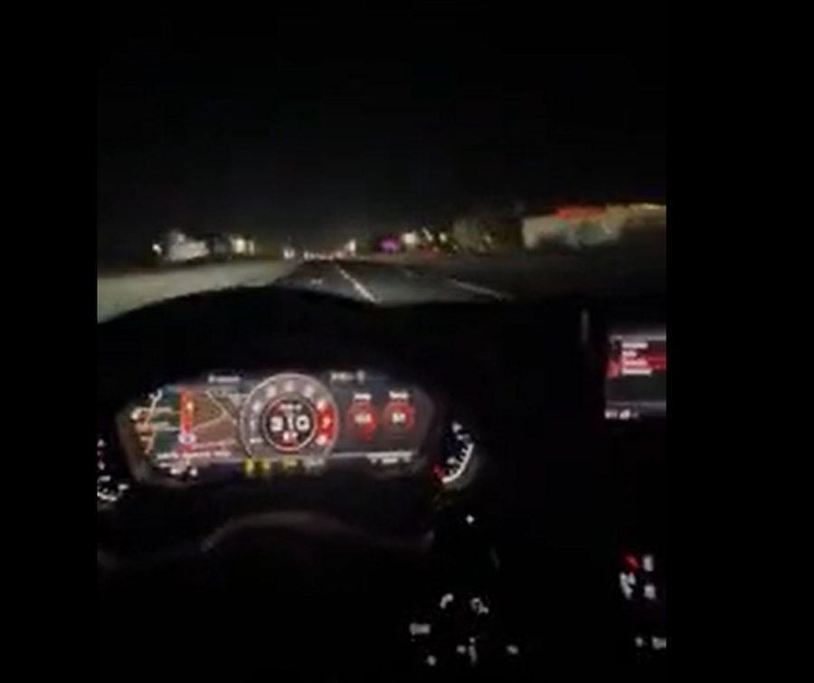 VIDEO/ Me 310 km/h i riu "fluturon" n&euml; autostrad&euml;n
