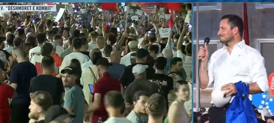 Protesta e 30-t&euml; n&euml; Tiran&euml;, tensione mes policis&euml; dhe