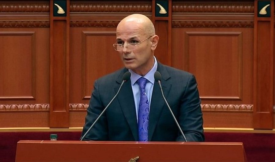 Publikohen dokumentat/ Ish-deputeti i PD Fatjon Veizaj, pronar i mbi 200