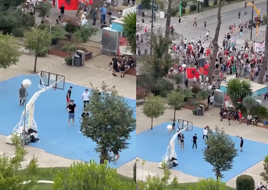 VIDEO/ Disa luajn&euml; basketboll, t&euml; tjer&euml;t protestojn&euml;, Rama