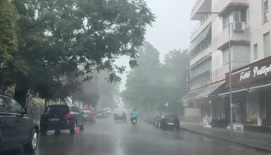 VIDEO/ "Çmendet" moti, furtuna përfshin qarkun e