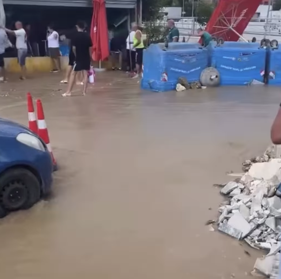 &Ccedil;ahet tubacioni i ujit t&euml; pij&euml;sh&euml;m pran&euml; Unaz&euml;s